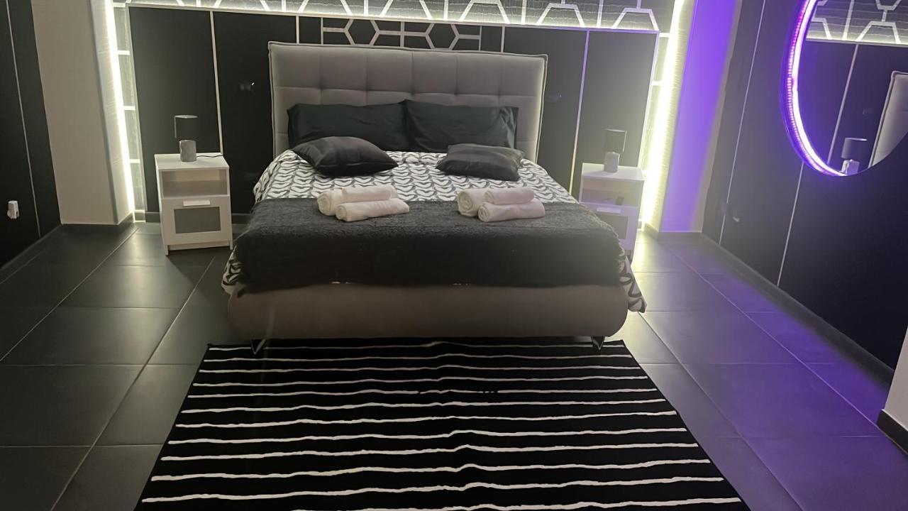Luxury Suite Mimi 바리 외부 사진